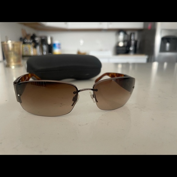 Authentic Chanel 4117B Vintage Sunglasses - Picture 14 of 16